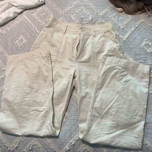 Abercrombie & Fitch Cream cargo Pants